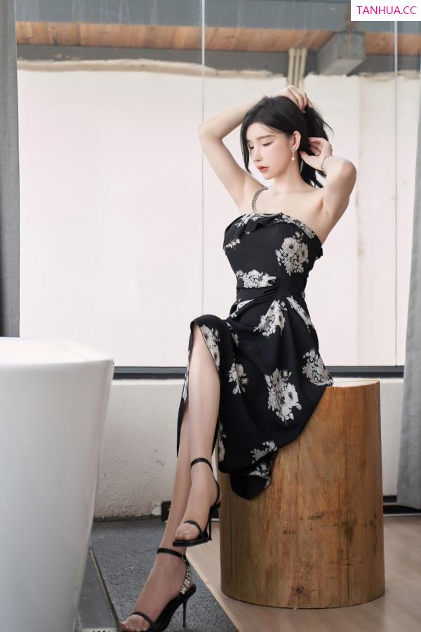 周于希dummy  [XiuRen]高清写真图 2022.07.20 No.5307 周于希Sally第24张图片